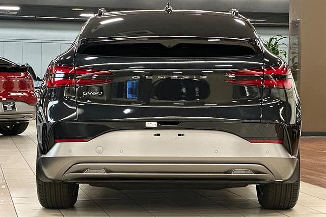 2025 Genesis GV60