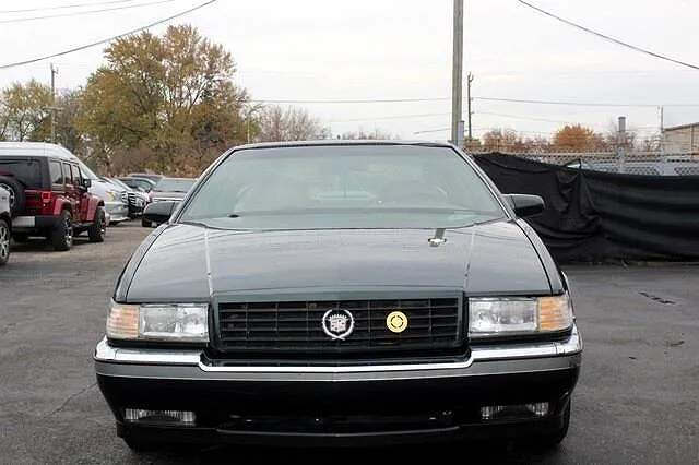 1993 Cadillac Eldorado Touring image 1