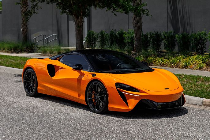 2025 Mclaren Artura