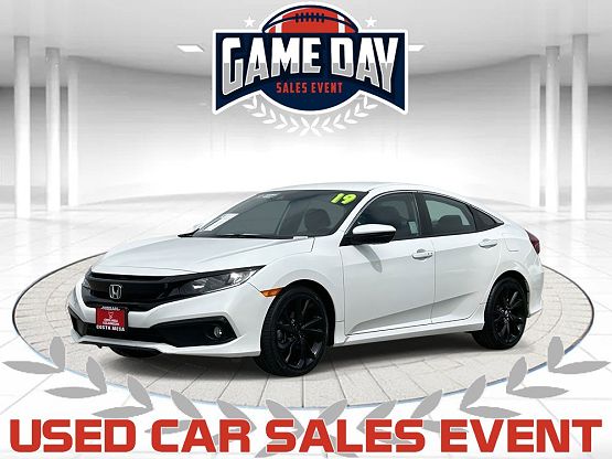 2019 Honda Civic Sport photo 3