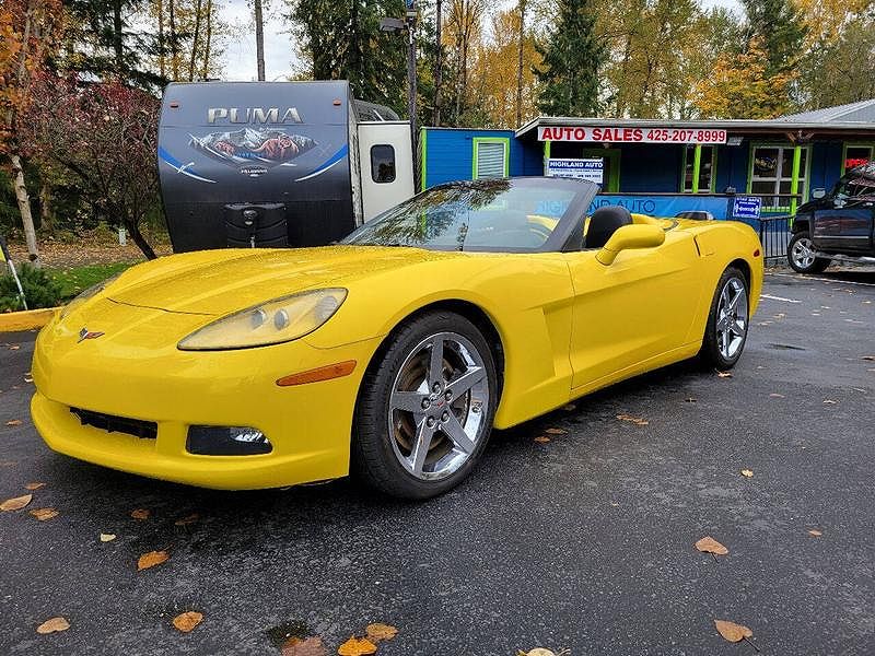 2006 Chevrolet Corvette Base image 2