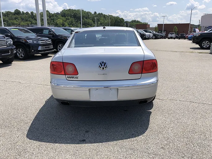 2004 Volkswagen Phaeton