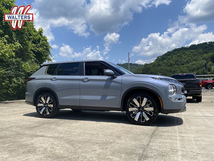 2025 Mitsubishi Outlander