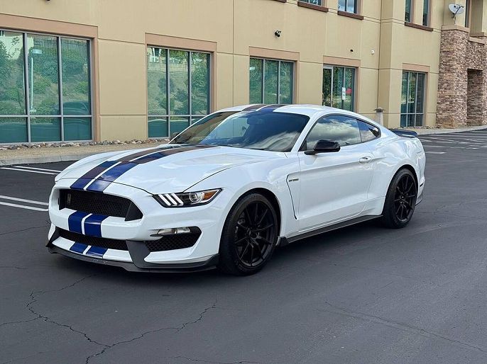 2016 Ford Mustang