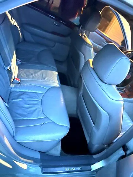 2002 Lexus LS