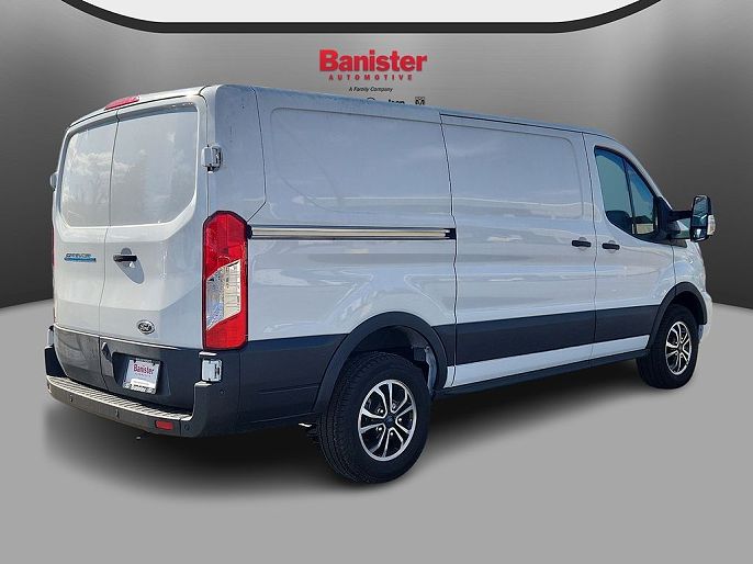 2023 Ford E-Transit