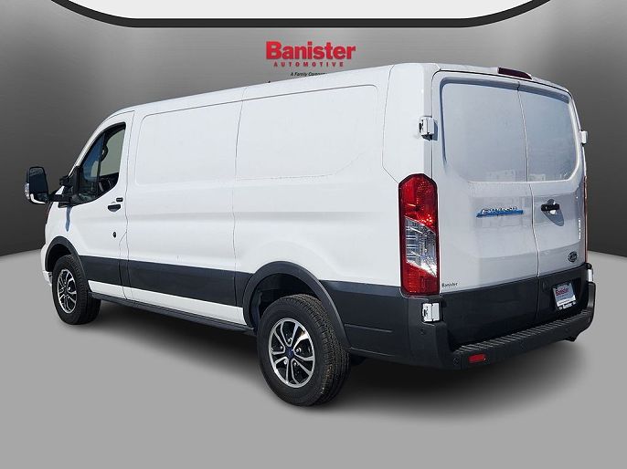 2023 Ford E-Transit
