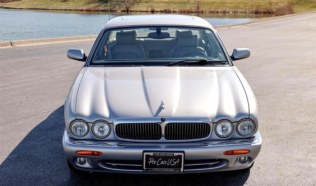 2000 Jaguar XJ XJL image 5