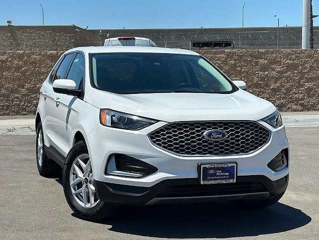2023 Ford Edge