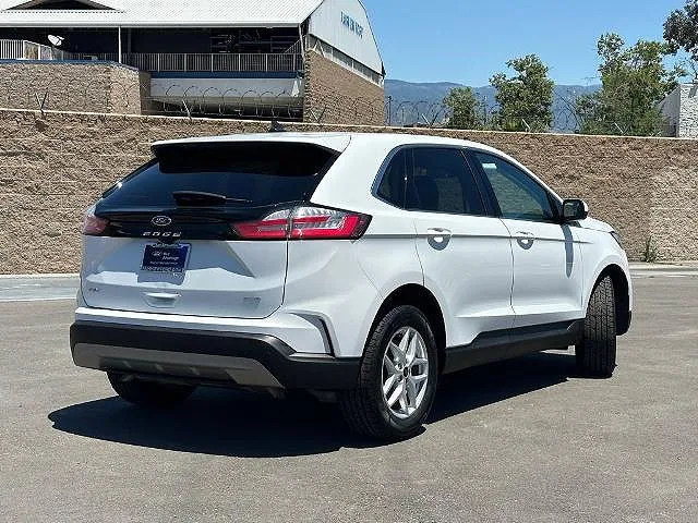 2023 Ford Edge