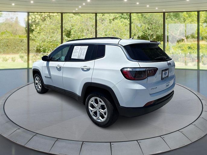 2024 Jeep Compass