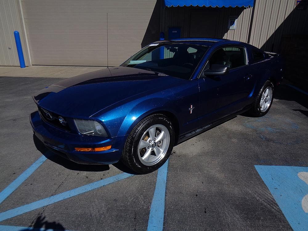 2007 Ford Mustang null image 0