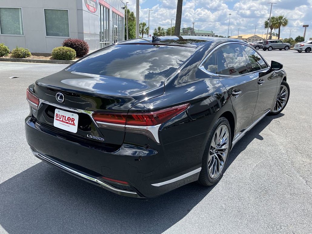 2019 Lexus LS 500h image 4