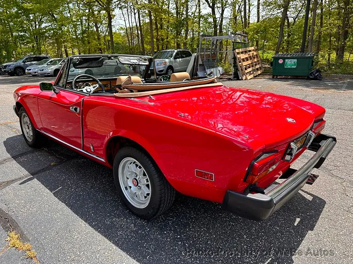 1982 Fiat 124 Spider