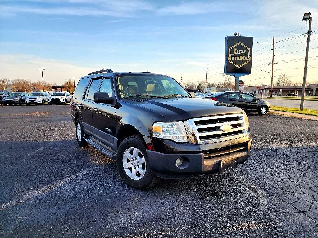 2007 Ford Expedition XLT image 0