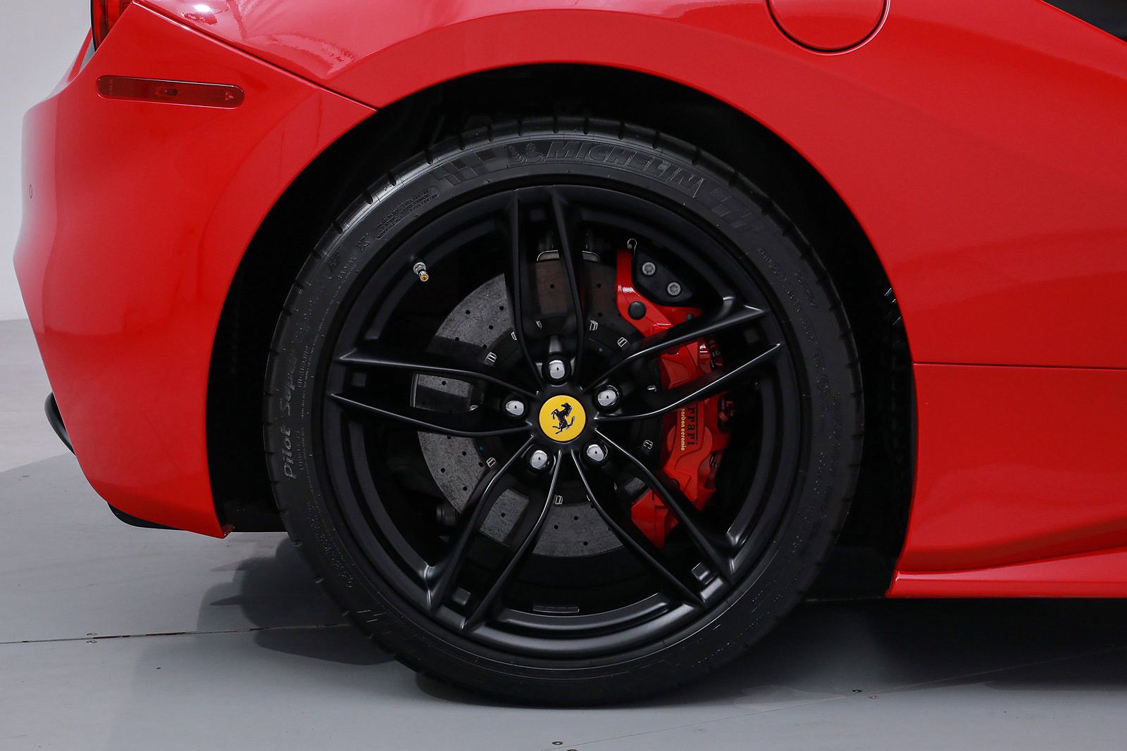 2017 Ferrari 488 GTB image 37