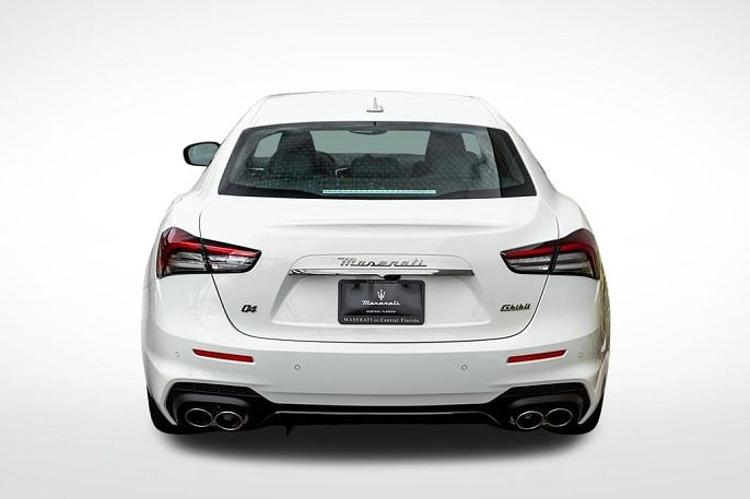 2024 Maserati Ghibli