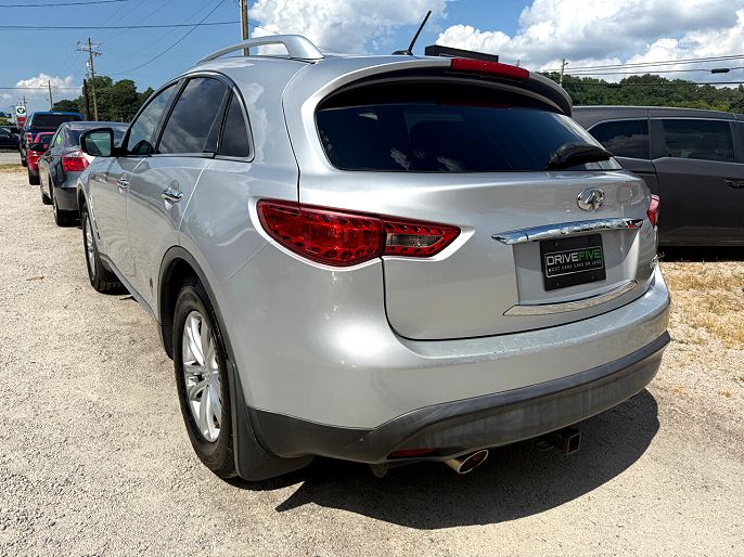 2010 Infiniti FX35