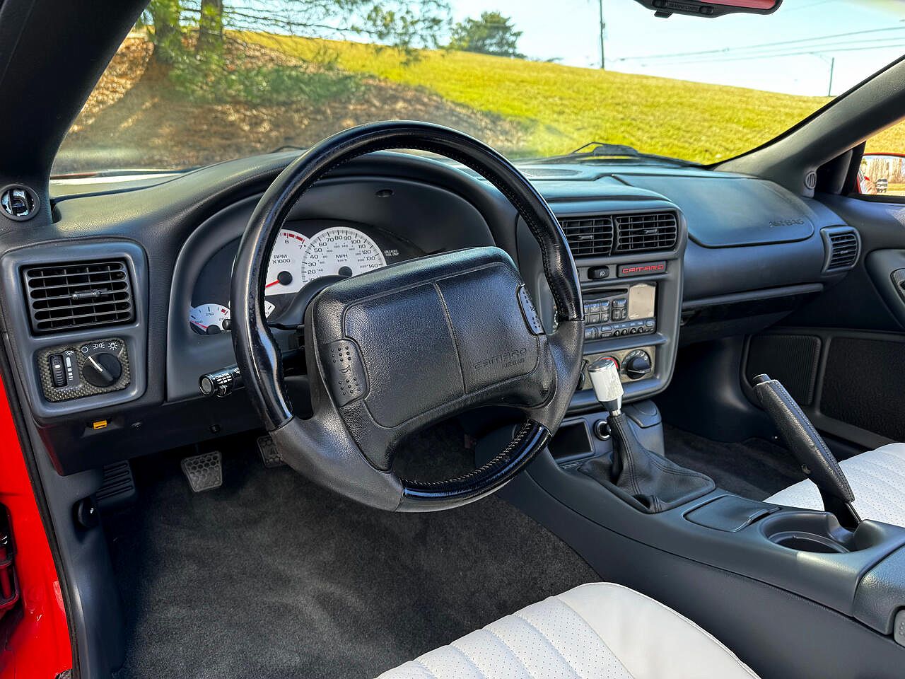 1999 Chevrolet Camaro Z28 image 29