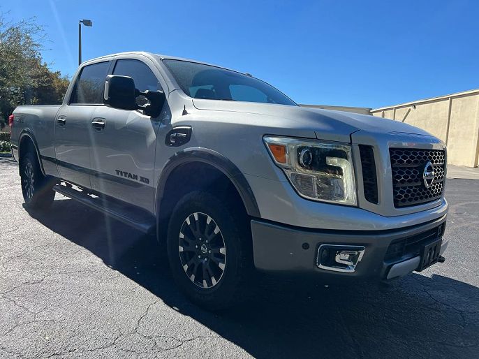 2017 Nissan Titan XD