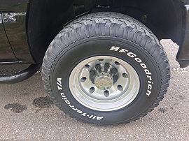 2002 Chevrolet Suburban 2500