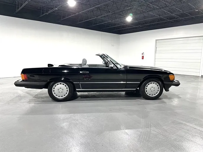 1987 Mercedes-Benz 560