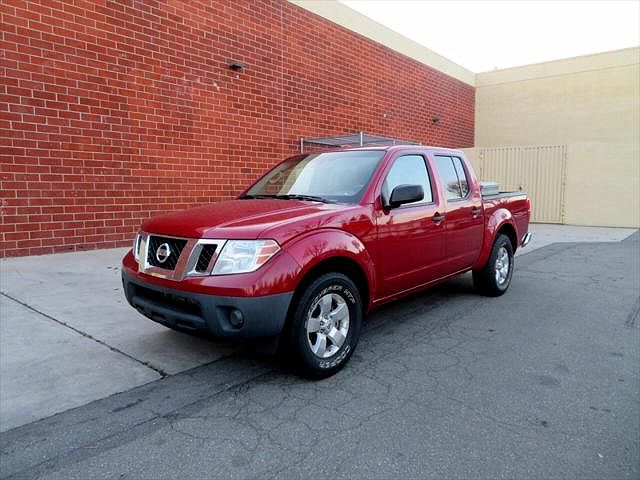 2012 Nissan Frontier SV image 0