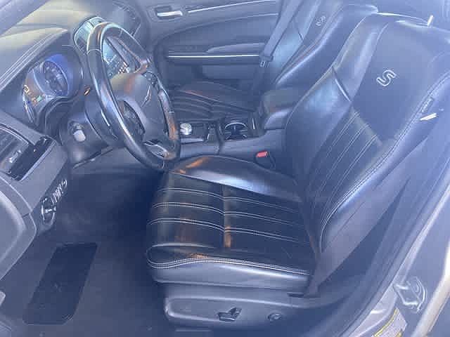 2018 Chrysler 300 S image 1