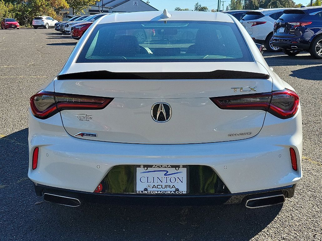 2022 Acura TLX A-Spec image 4