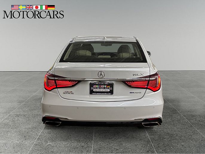 2018 Acura RLX