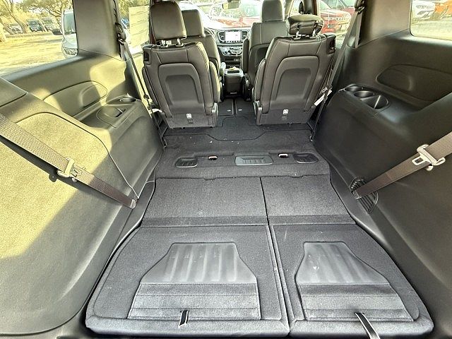 2026 Chrysler Voyager