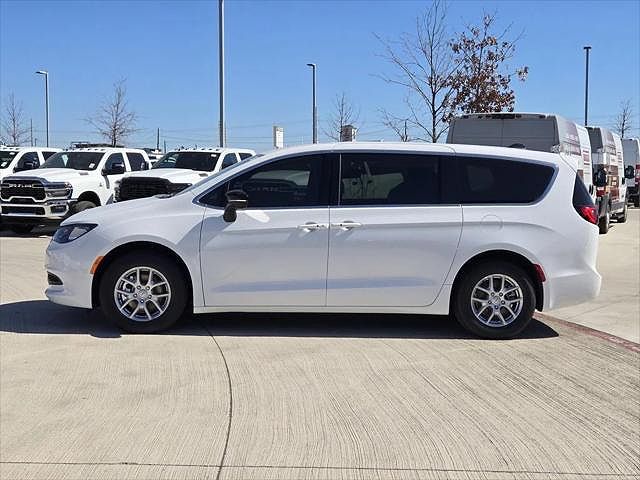 2026 Chrysler Voyager