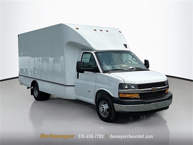 2025 Chevrolet Express