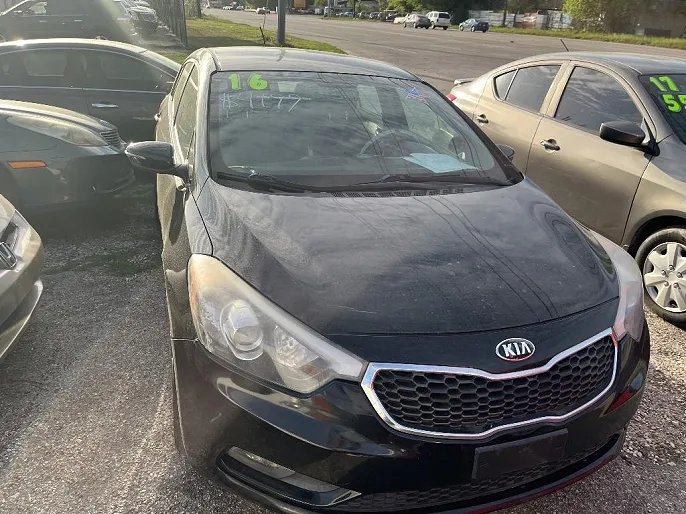 2016 Kia Forte5
