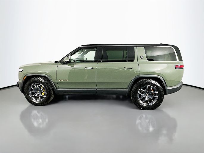 2022 Rivian R1S
