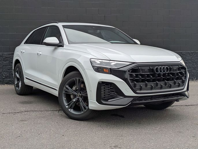 2026 Audi Q8