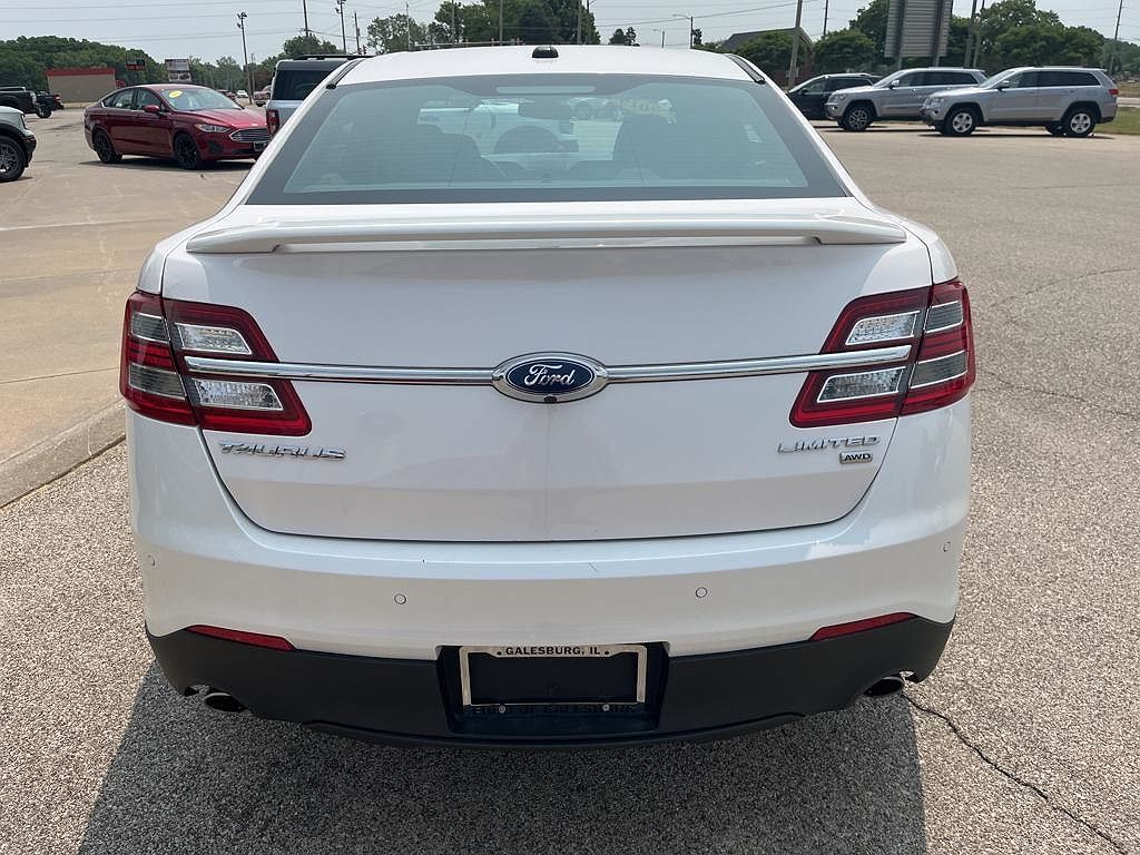 2019 Ford Taurus Limited Edition image 2