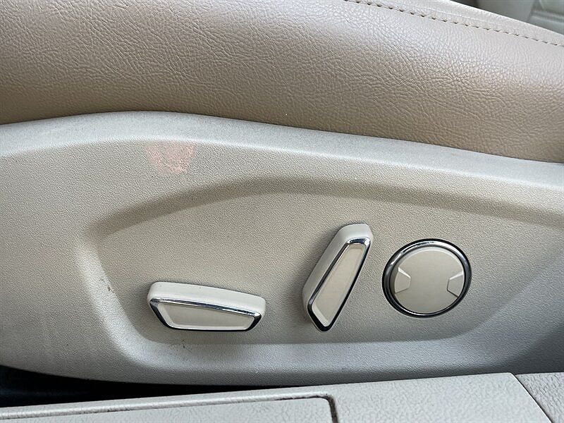 2014 Ford Fusion SE image 20