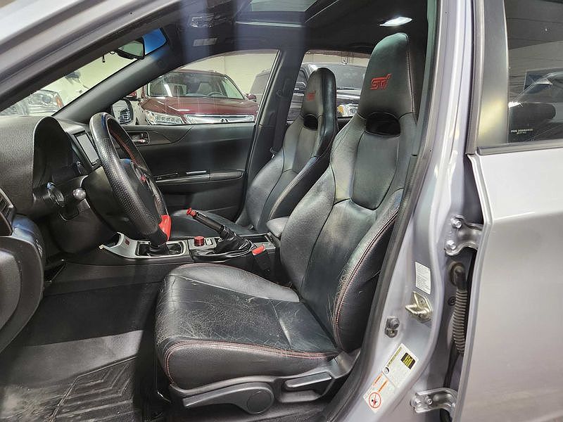 2013 Subaru Impreza WRX STI image 9