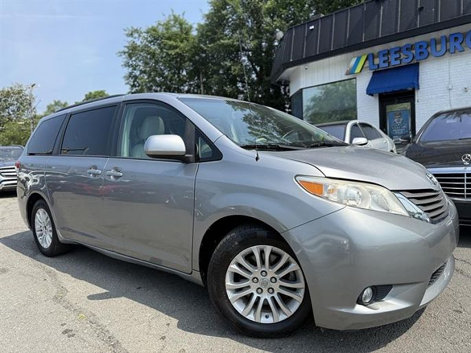 2012 Toyota Sienna