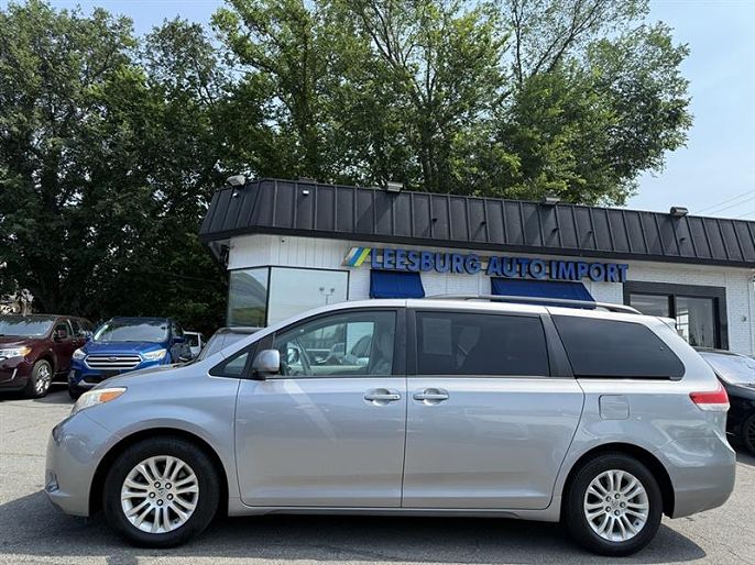 2012 Toyota Sienna