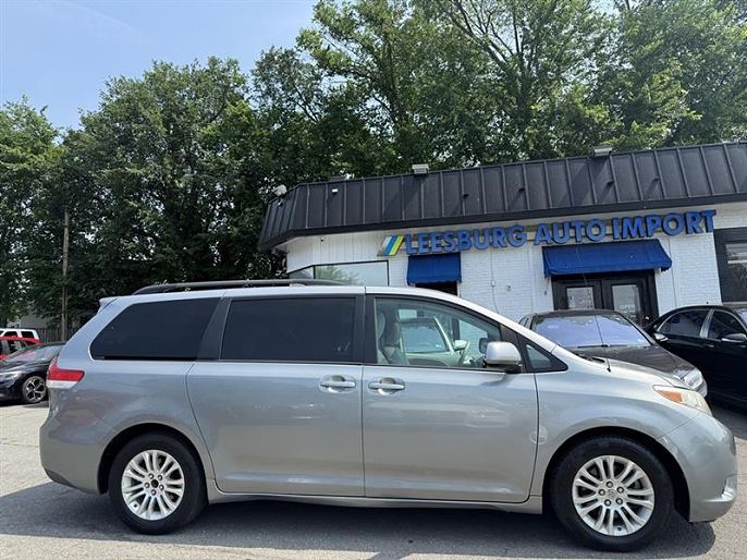 2012 Toyota Sienna