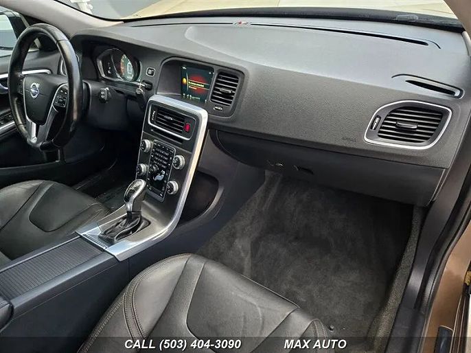 2016 Volvo V60