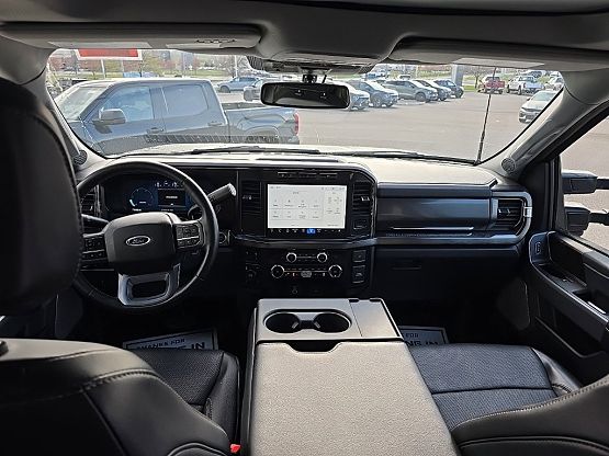 2024 Ford F-350 Lariat photo 11