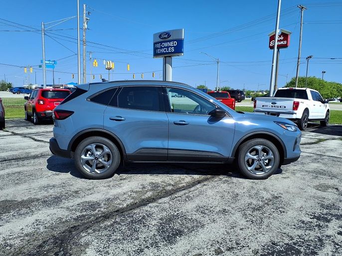 2025 Ford Escape