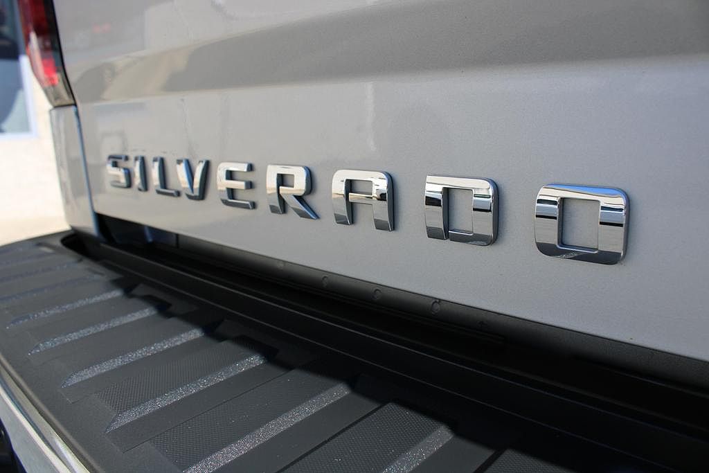 2015 Chevrolet Silverado 1500 LS image 23