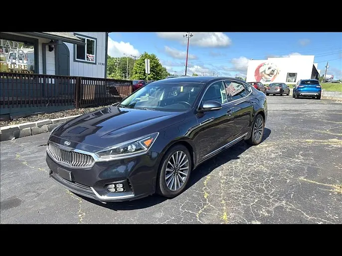 2017 Kia Cadenza