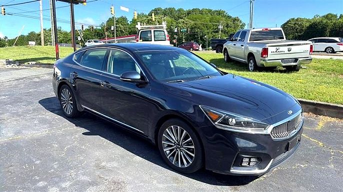 2017 Kia Cadenza