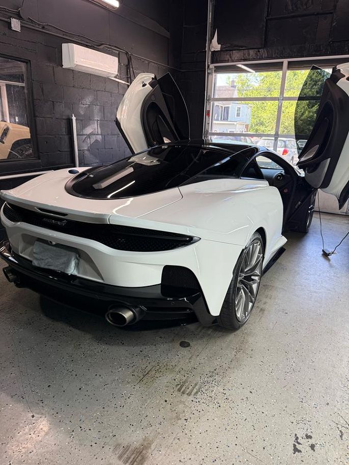 2021 Mclaren GT