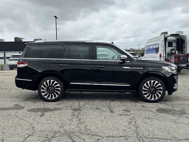 2023 Lincoln Navigator